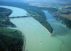 Schleuse Altenwörth und Sportboothafen im Altarm, Donau-km 1980,4 : Schleuse, Altarm, Hafen, Sportboothafen